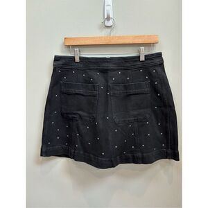 Madewell NWT 12 faded black denim mini skirt w~star studded front and large pock